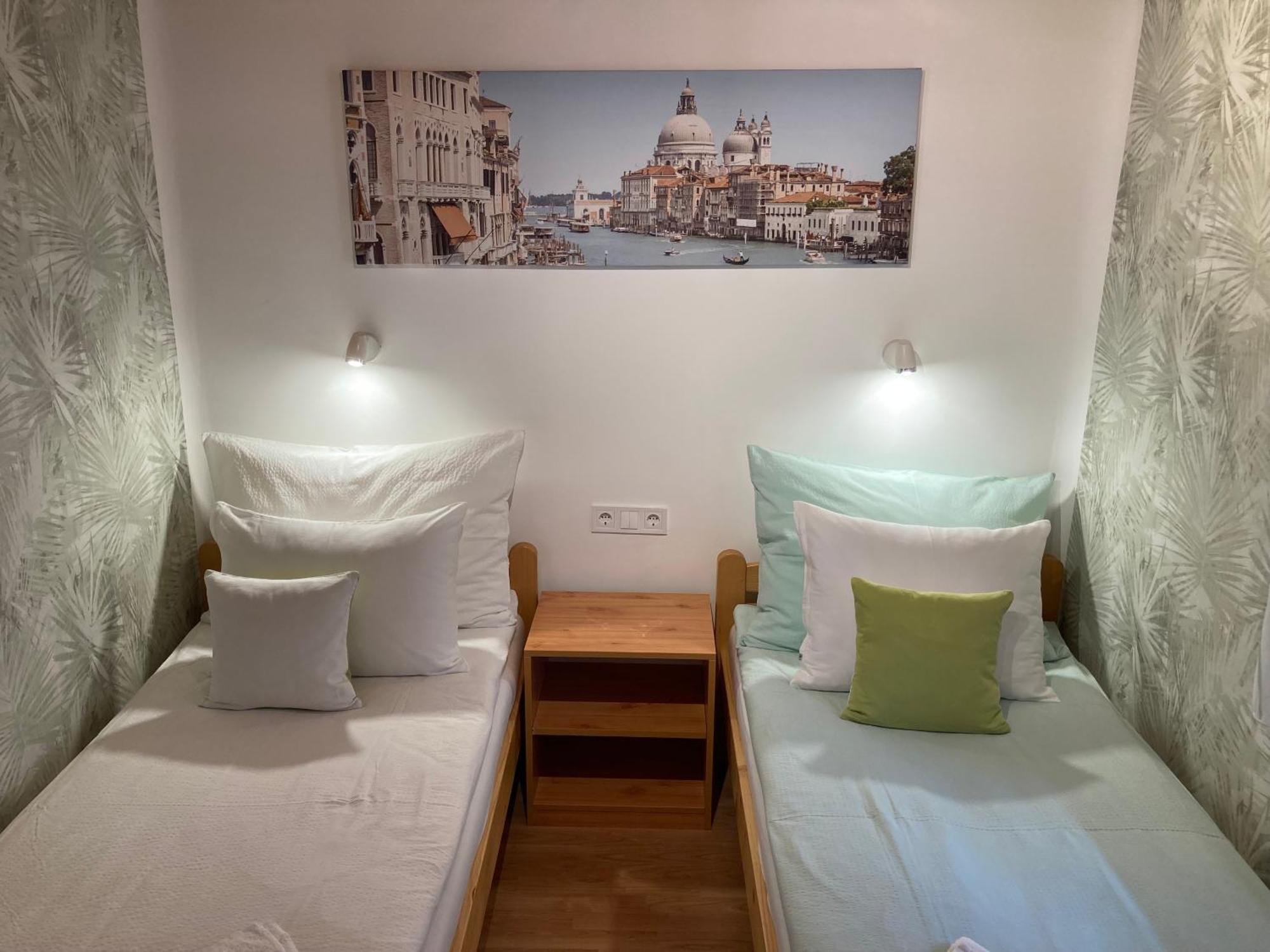 Hotel Tuende Vendeghaz Tiszakécske Exteriér fotografie